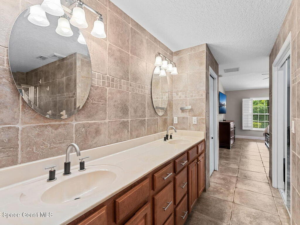 2593 Sykes Creek Drive, Merritt Island, FL 32953