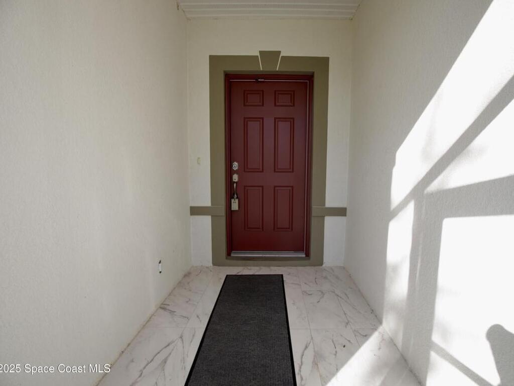 852 Jordan Avenue, Sebastian, FL 32958