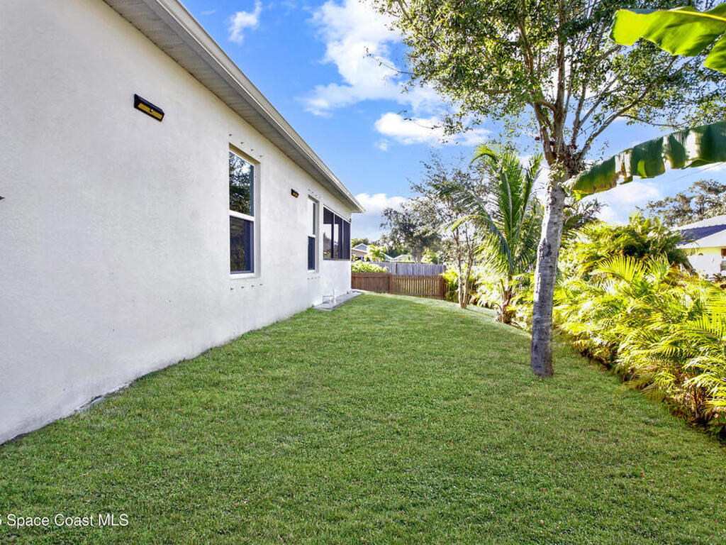 852 Jordan Avenue, Sebastian, FL 32958