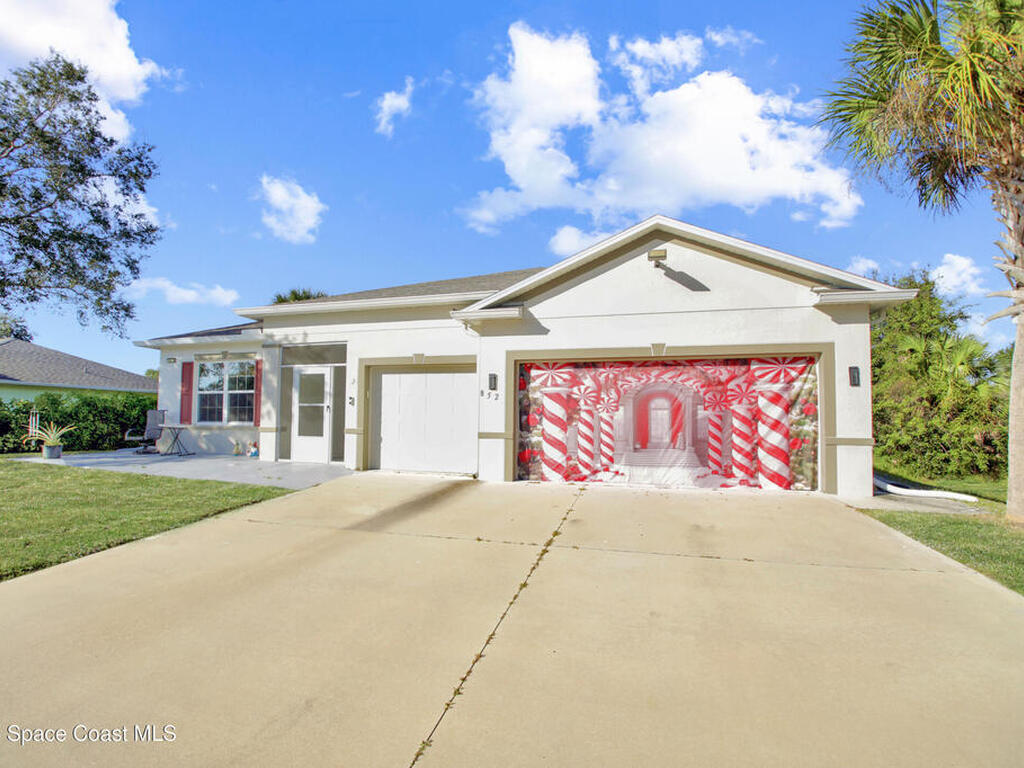 852 Jordan Avenue, Sebastian, FL 32958