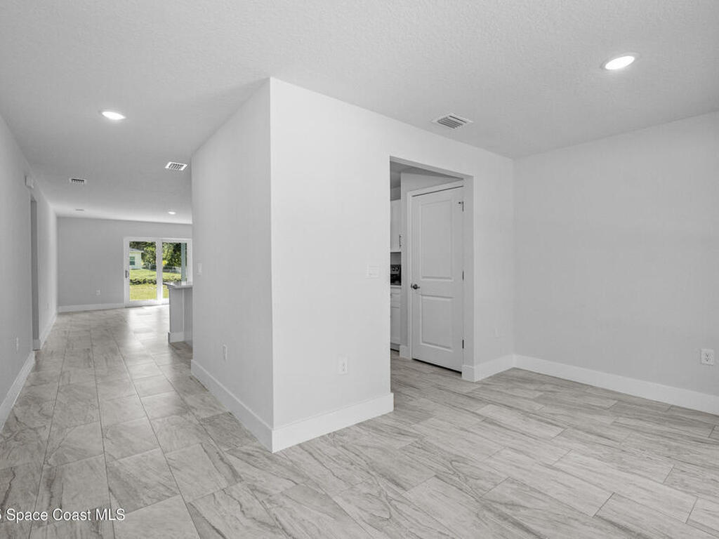 556 Plumbago Road, Palm Bay, FL 32907