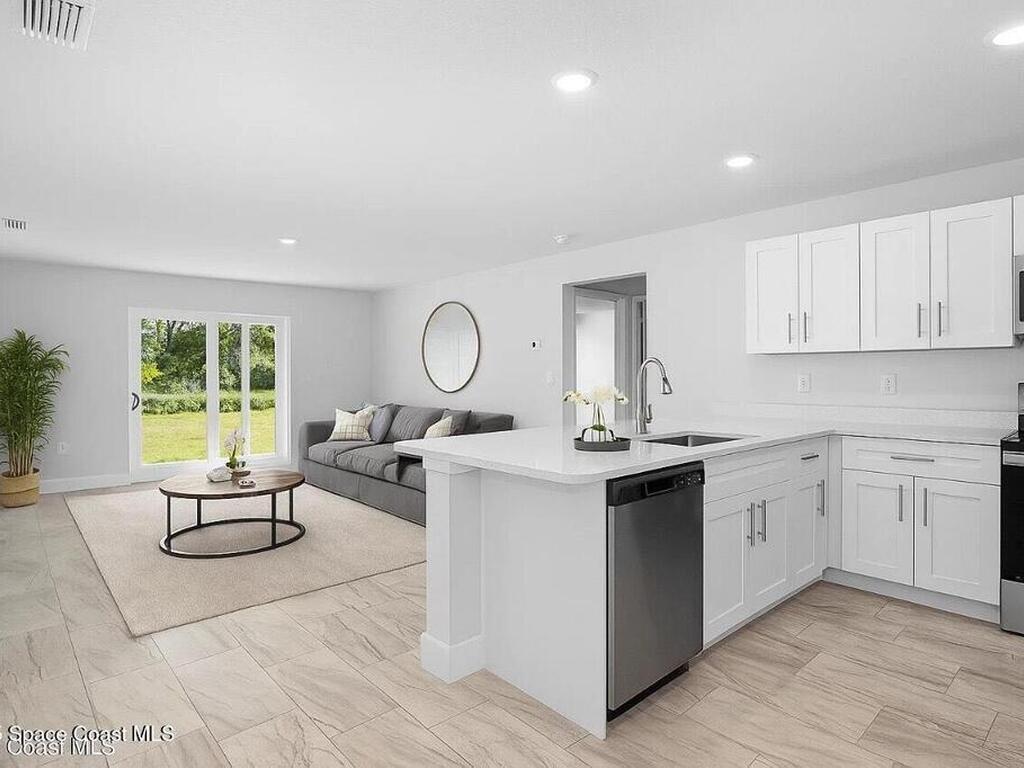 480 Scanlon Road, Palm Bay, FL 32908