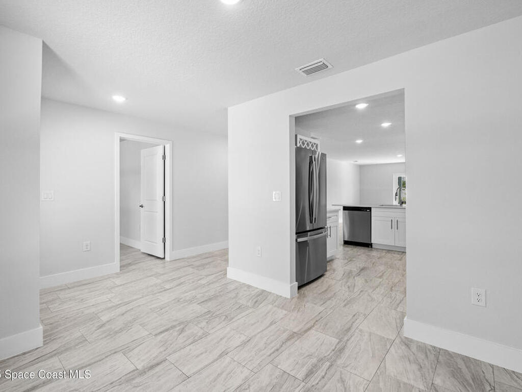 480 Scanlon Road, Palm Bay, FL 32908