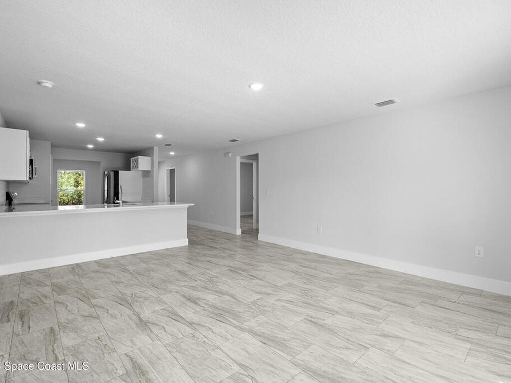 480 Scanlon Road, Palm Bay, FL 32908