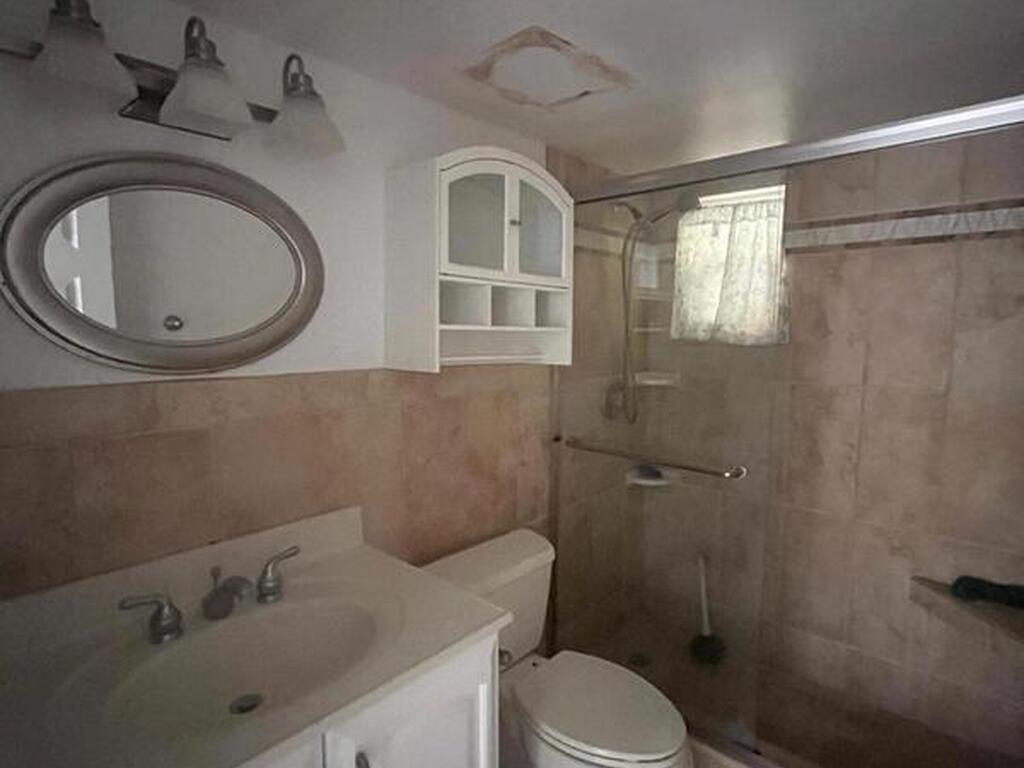 3210 N Harbor City Boulevard, Melbourne, FL 32935