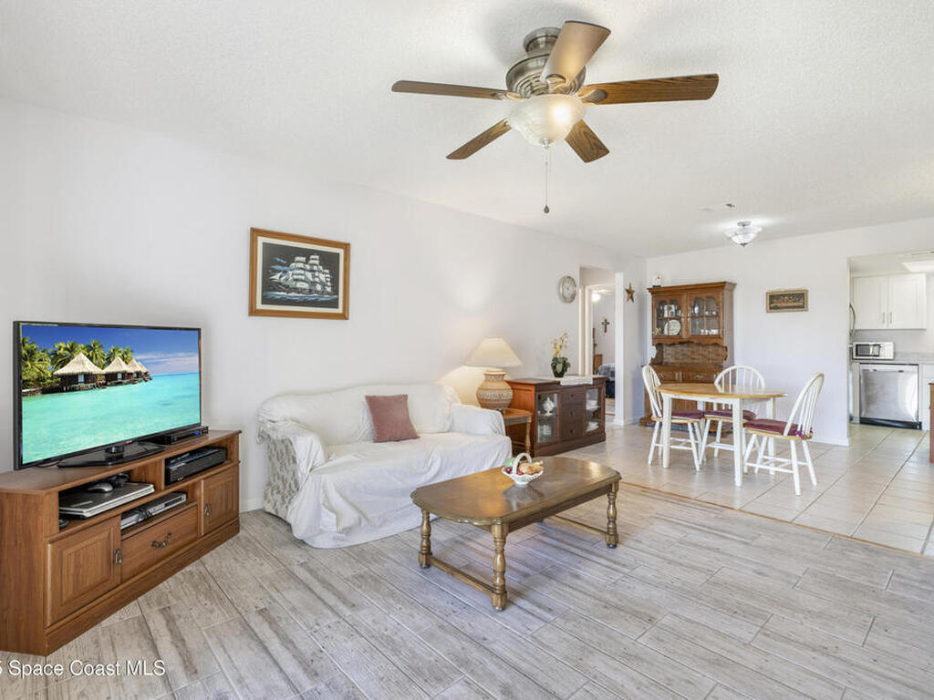 2801 Sand Trap Lane, Melbourne, FL 32935