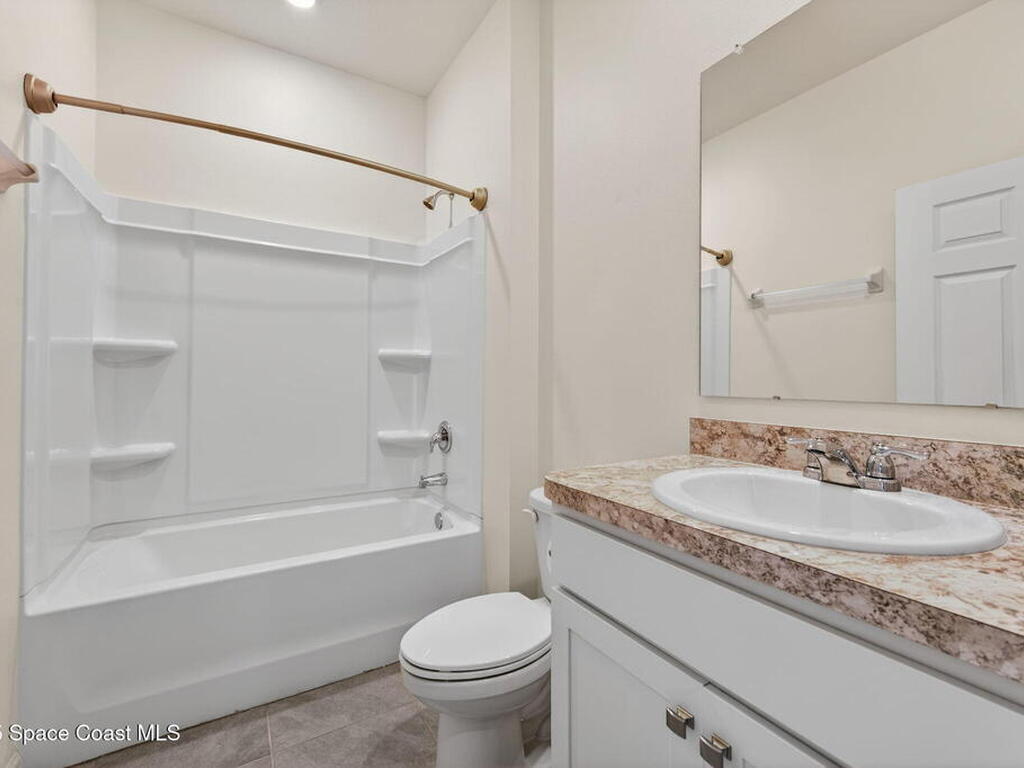 830 Remington Green Drive, Palm Bay, FL 32909