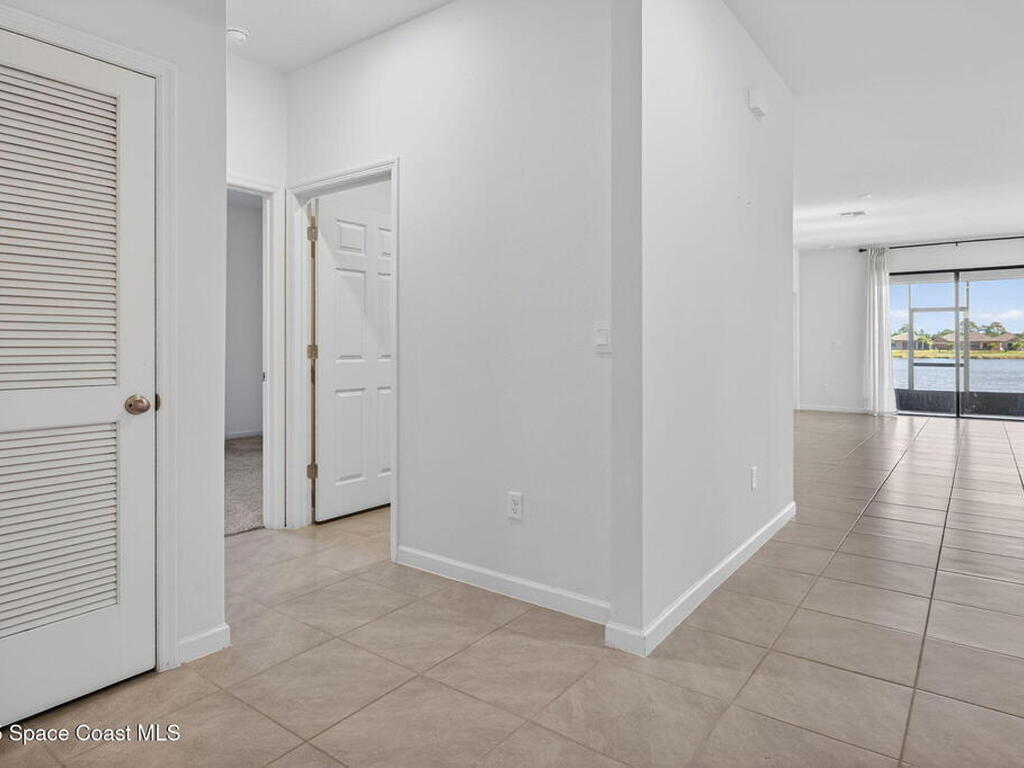 830 Remington Green Drive, Palm Bay, FL 32909