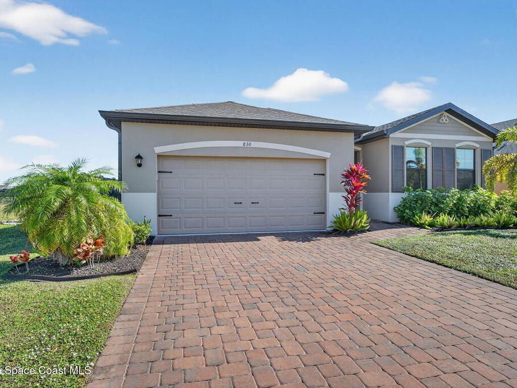 830 Remington Green Drive, Palm Bay, FL 32909