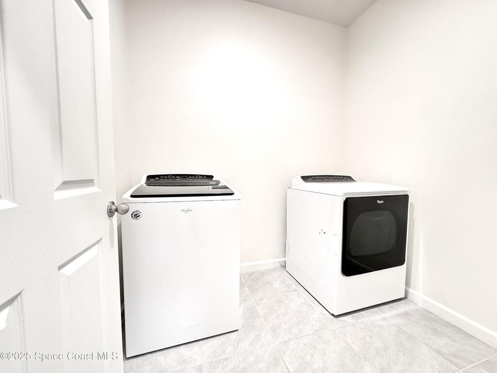 830 Remington Green Drive, Palm Bay, FL 32909