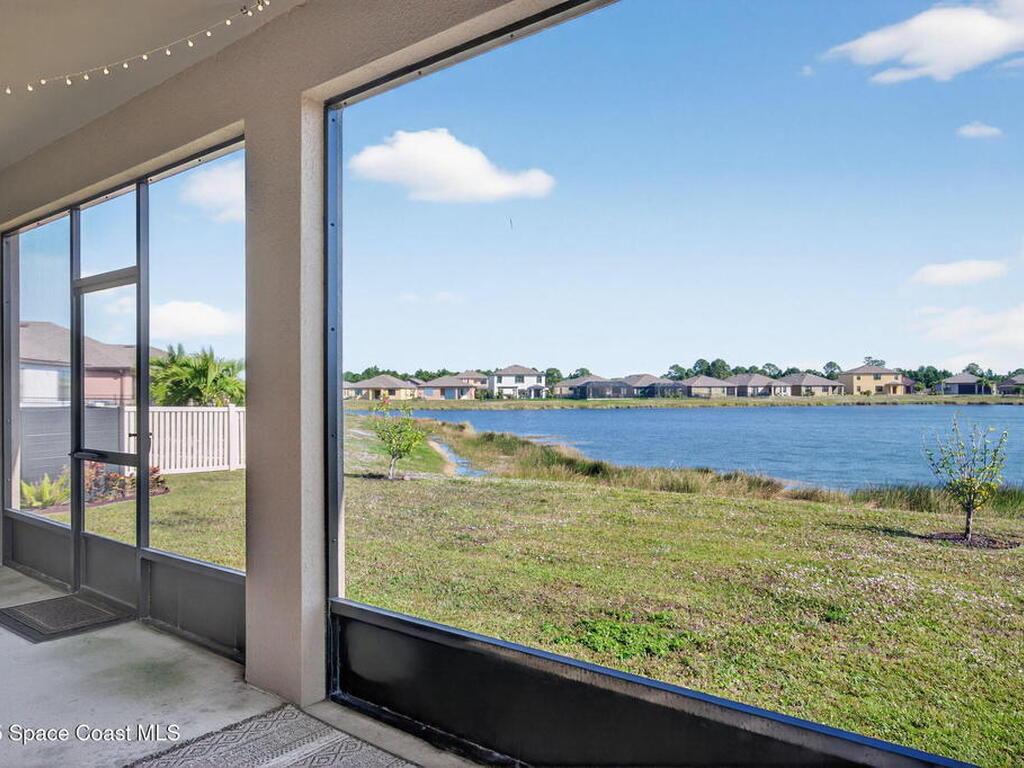 830 Remington Green Drive, Palm Bay, FL 32909