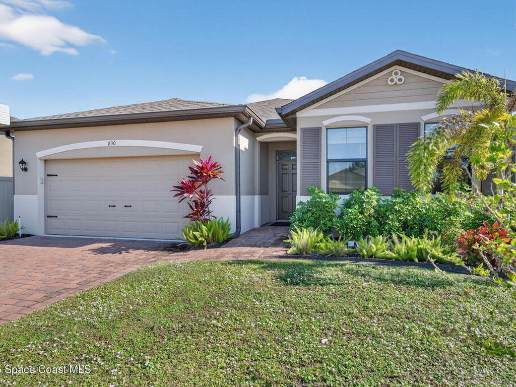 830 Remington Green Drive, Palm Bay, FL 32909