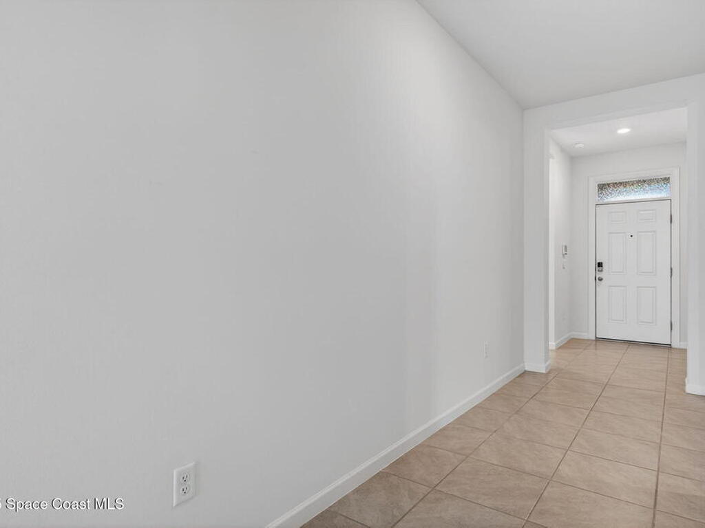 830 Remington Green Drive, Palm Bay, FL 32909