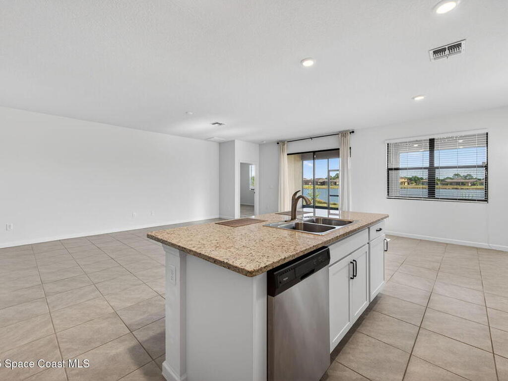 830 Remington Green Drive, Palm Bay, FL 32909