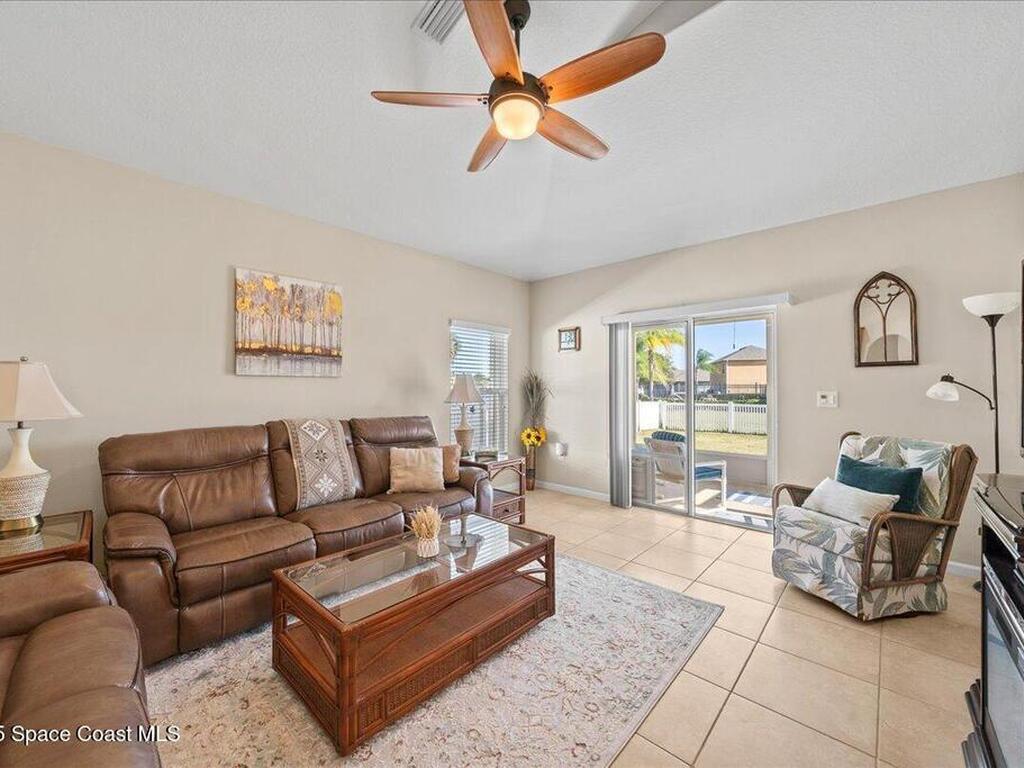 2285 Snapdragon Drive, Palm Bay, FL 32907