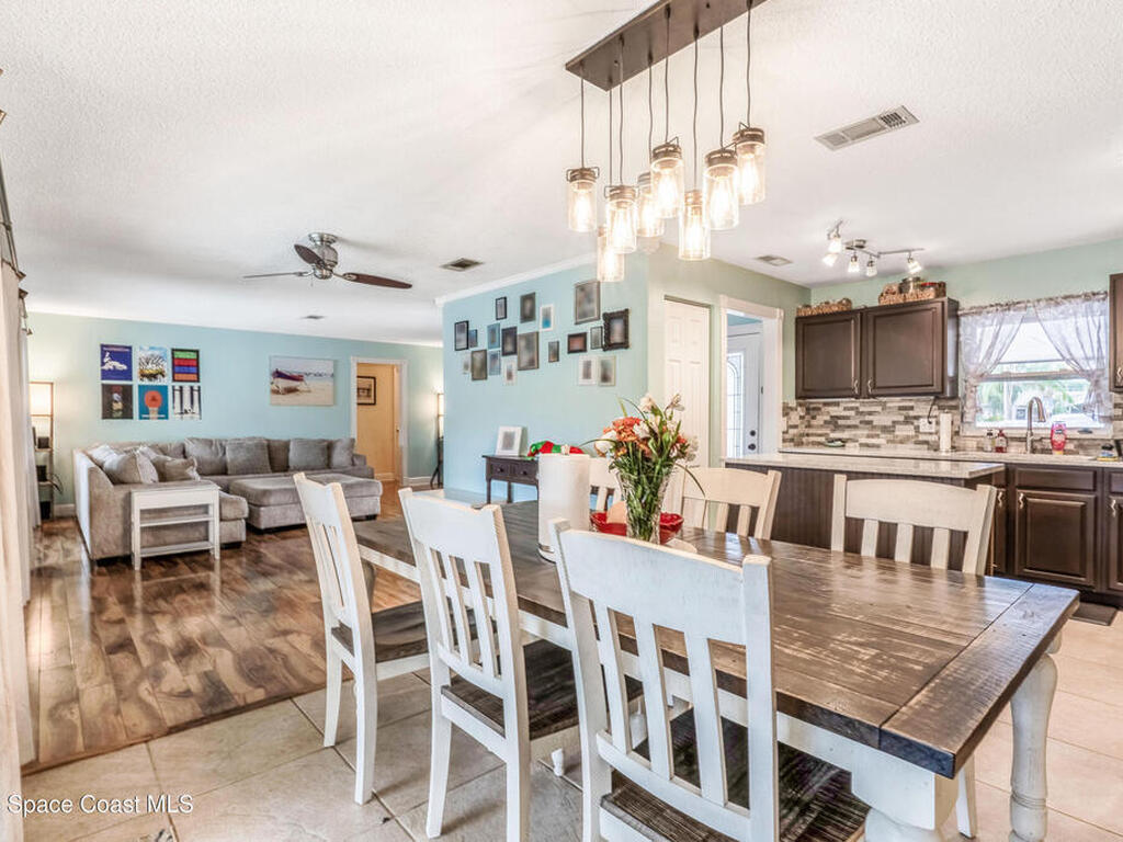 954 Bayward Lane, Rockledge, FL 32955