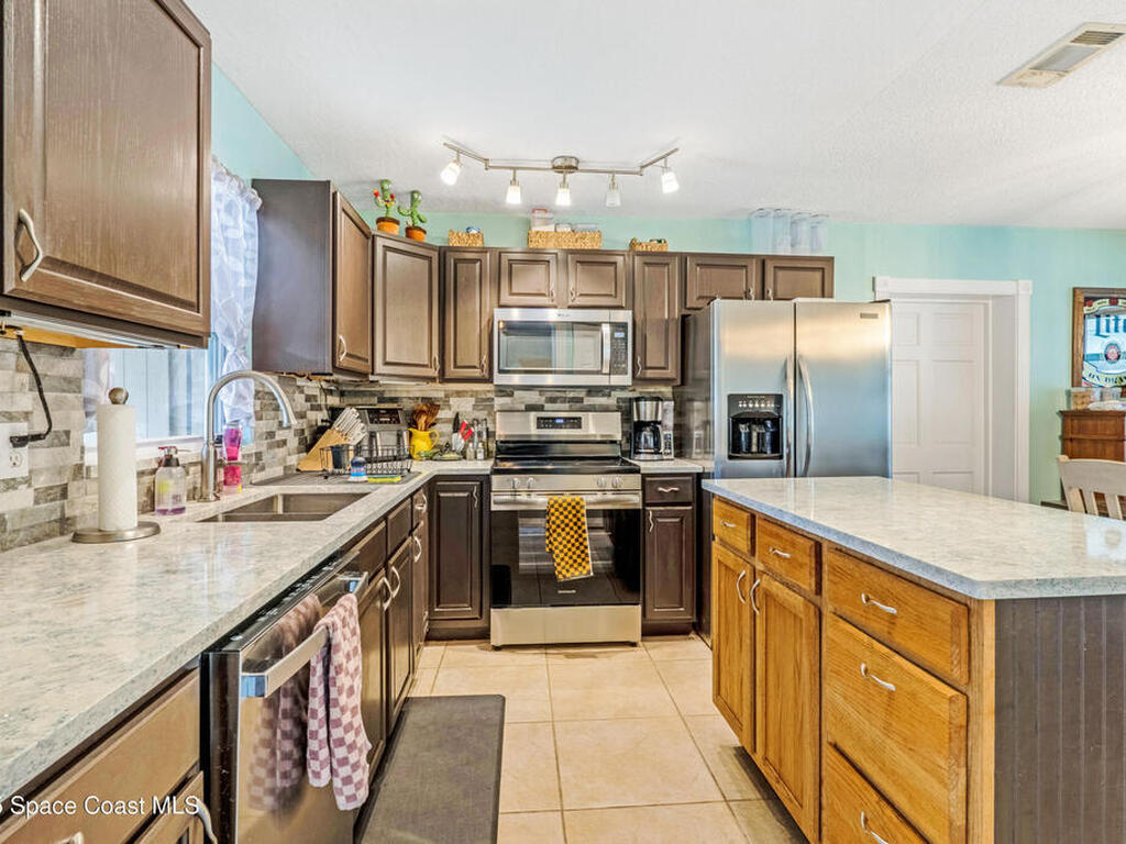 954 Bayward Lane, Rockledge, FL 32955