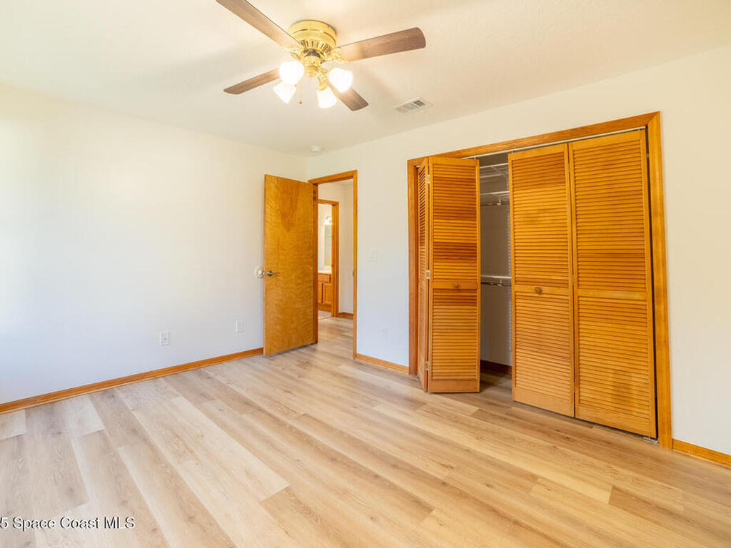 3772 E R Smyth Drive, Mims, FL 32754