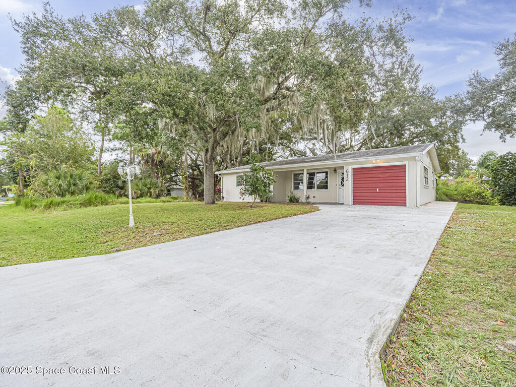 612 Bayharbor Terrace, Sebastian, FL 32958