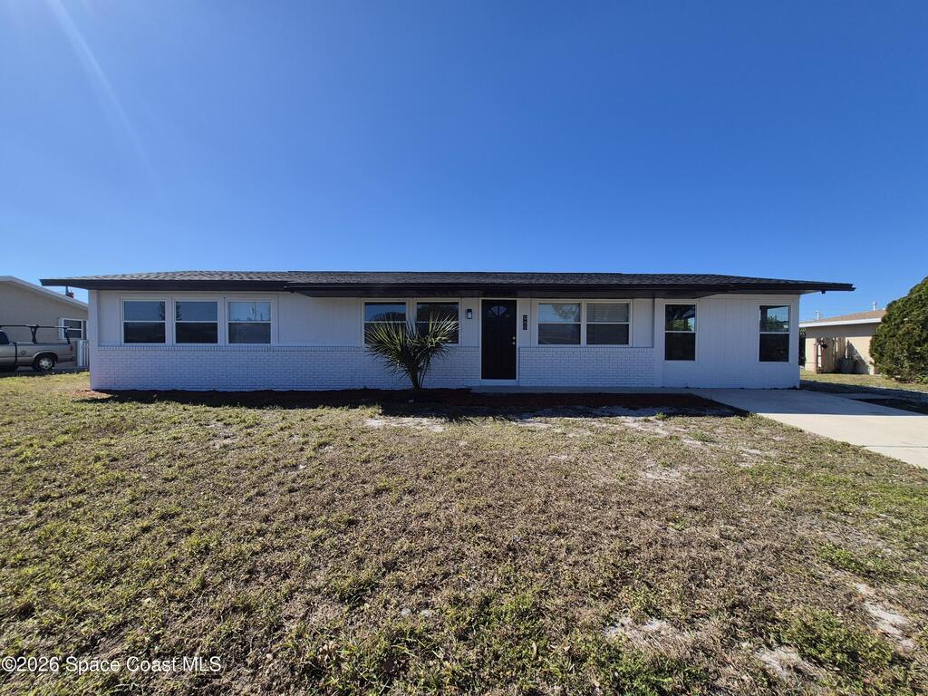 980 Bacon Circle, Palm Bay, FL 32905