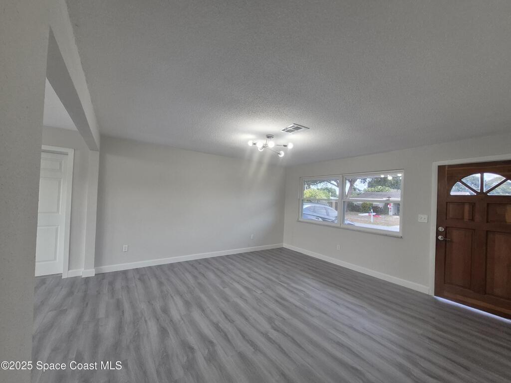 980 Bacon Circle, Palm Bay, FL 32905