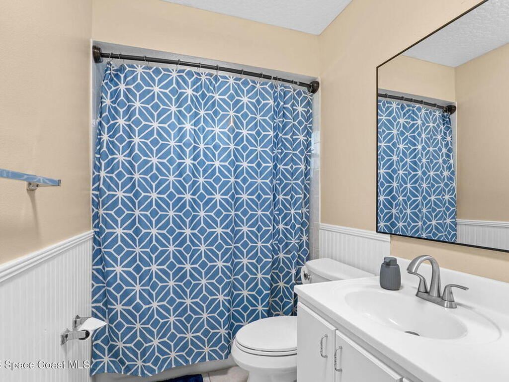 999 Emerald Road, Palm Bay, FL 32909