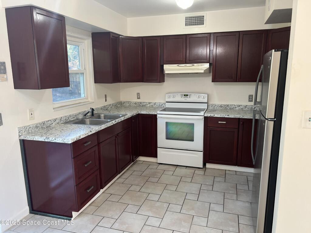 130 Moore Avenue, Merritt Island, FL 32952