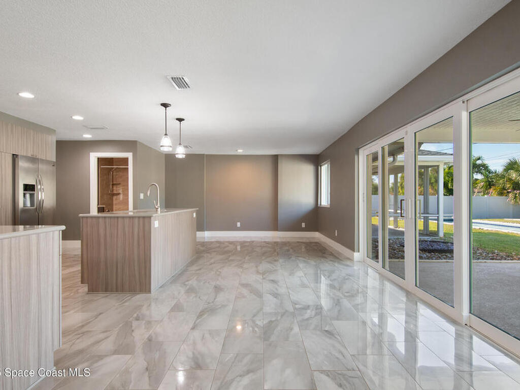 336 Wayne Avenue, Indialantic, FL 32903