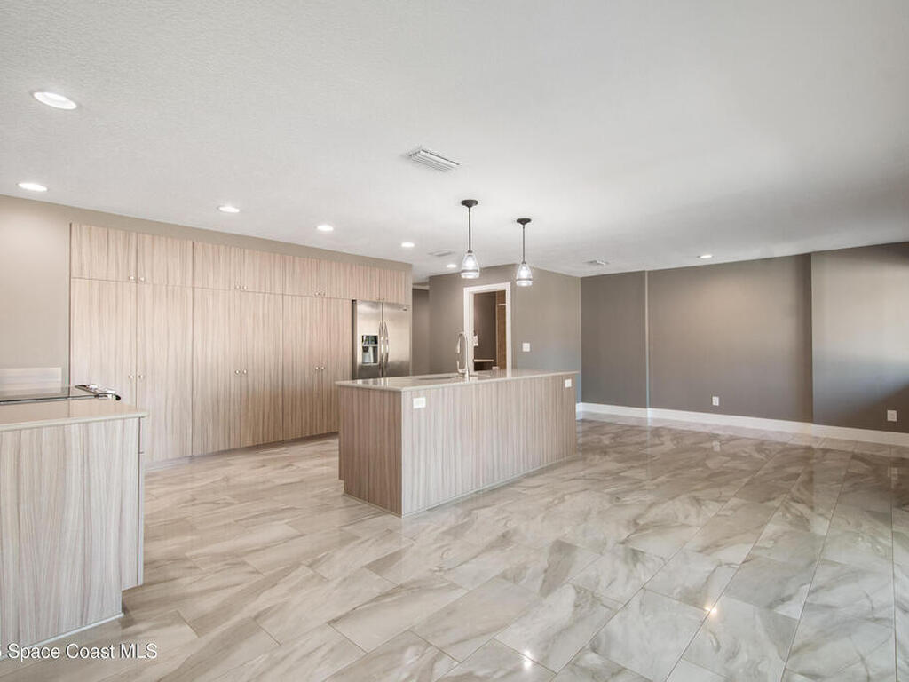 336 Wayne Avenue, Indialantic, FL 32903