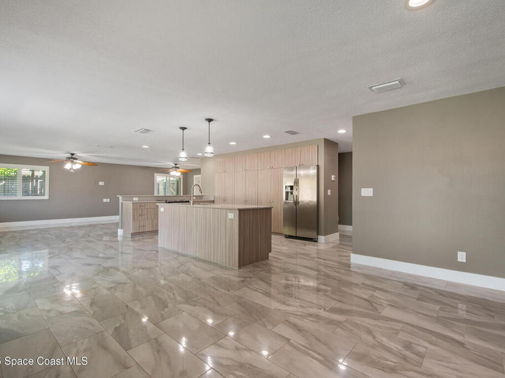 336 Wayne Avenue, Indialantic, FL 32903