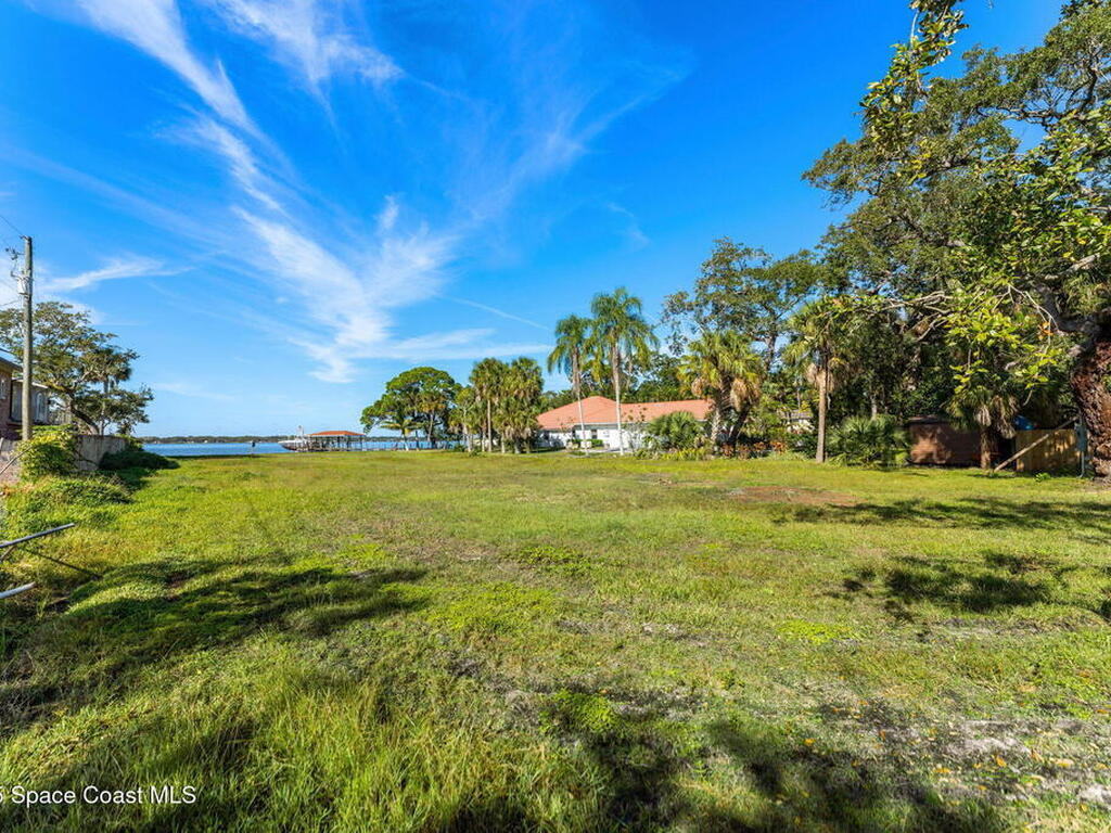 Crooked Mile Road, Merritt Island, FL 32952