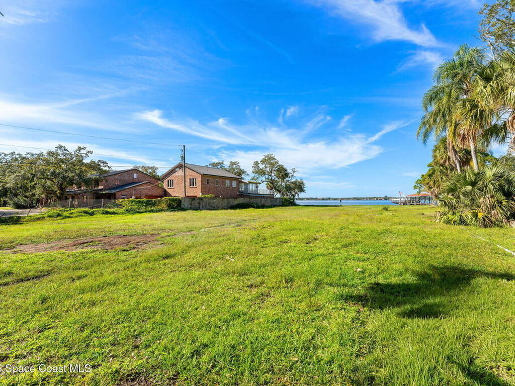 Crooked Mile Road, Merritt Island, FL 32952