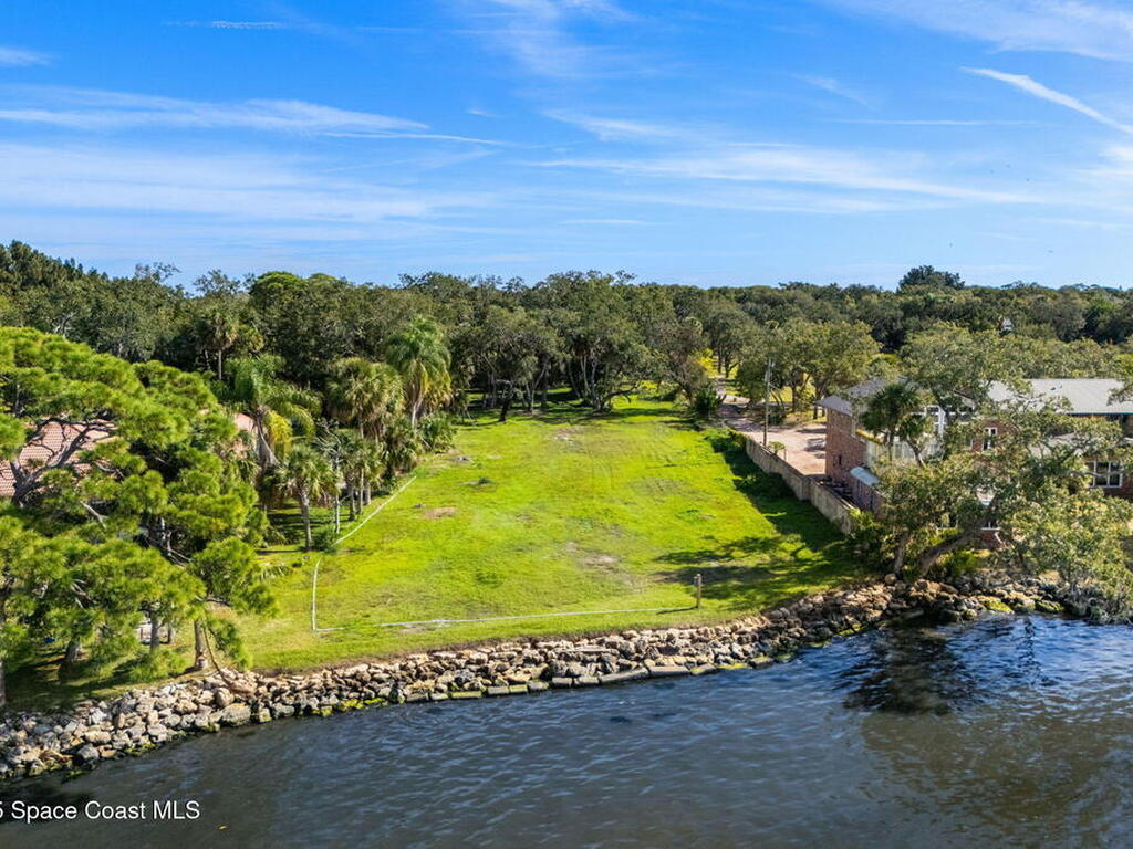 Crooked Mile Road, Merritt Island, FL 32952