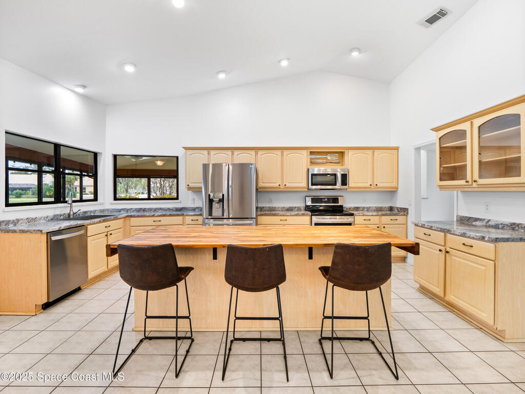 800 Spanish Wells Drive, Melbourne, FL 32940