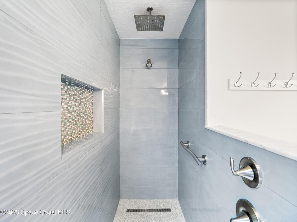 800 Spanish Wells Drive, Melbourne, FL 32940