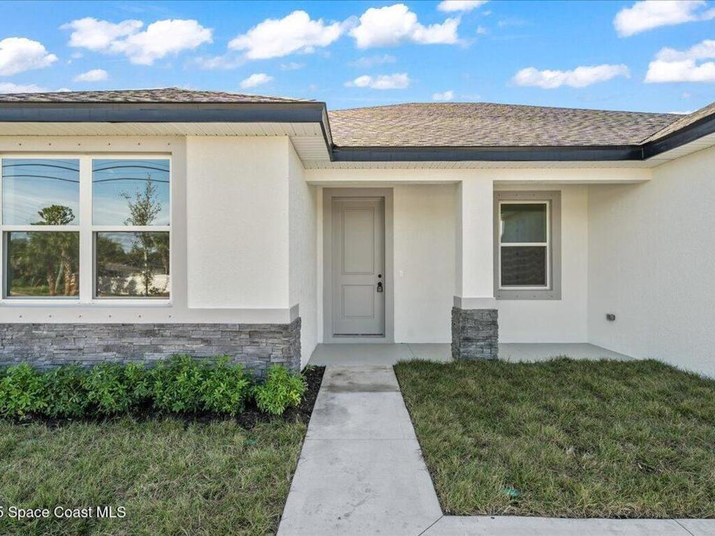408 St Andre Boulevard, Palm Bay, FL 32908