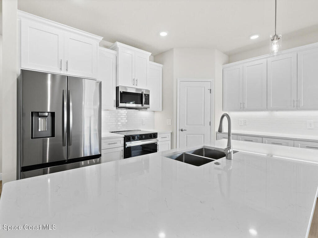 2182 Oklahoma Avenue, Palm Bay, FL 32908