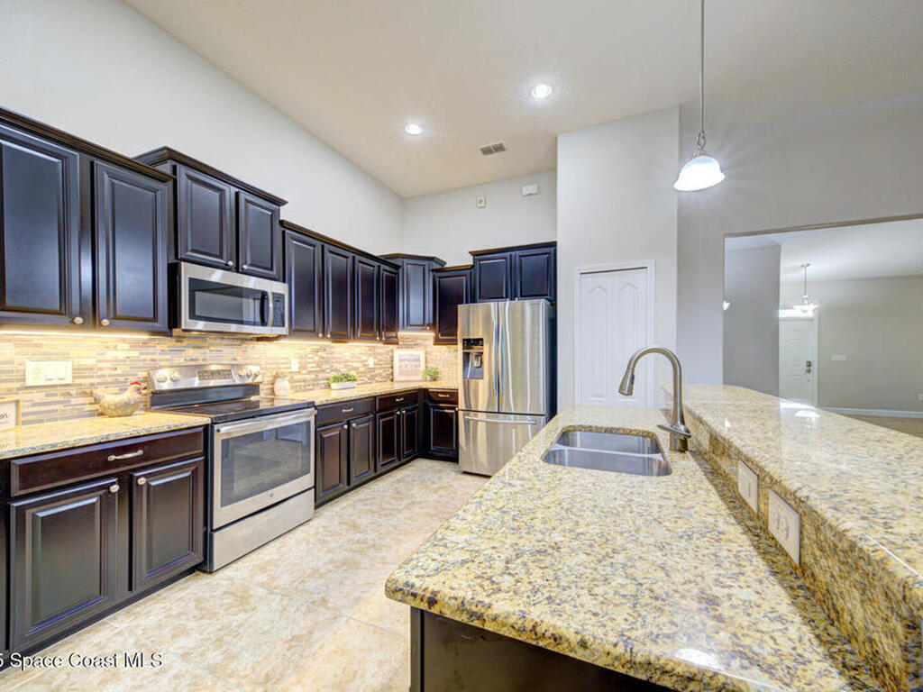 3352 Russ Place, Melbourne, FL 32940