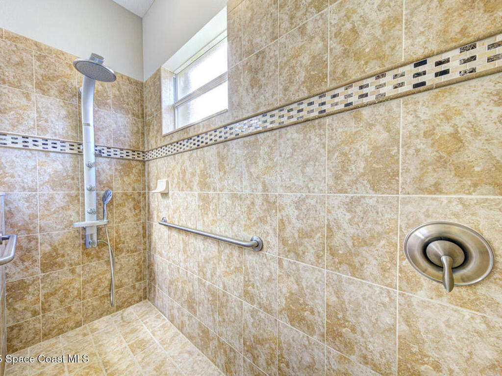 3352 Russ Place, Melbourne, FL 32940