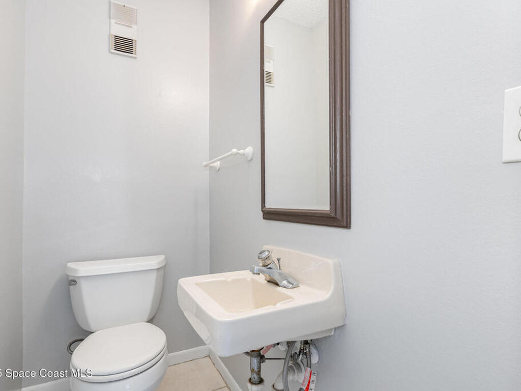 1746 S Park Avenue, Titusville, FL 32780