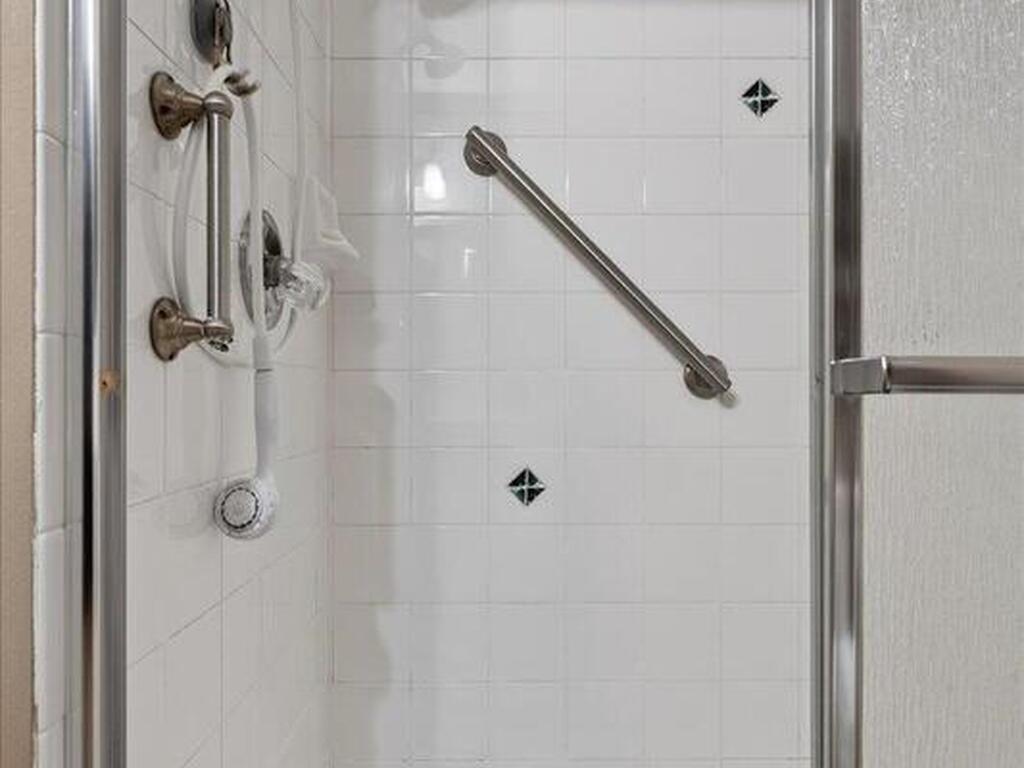 1901 Westminster Circle, Vero Beach, FL 32966