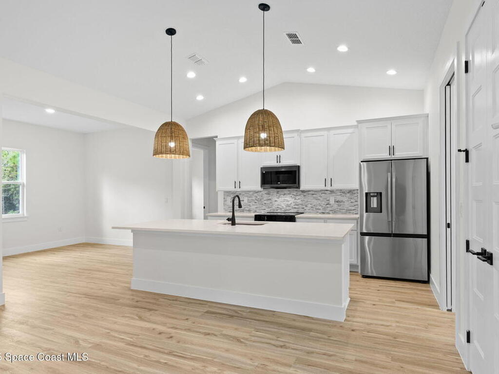 3042 Gabrysh Avenue, Palm Bay, FL 32909