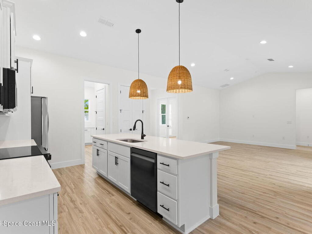 3042 Gabrysh Avenue, Palm Bay, FL 32909