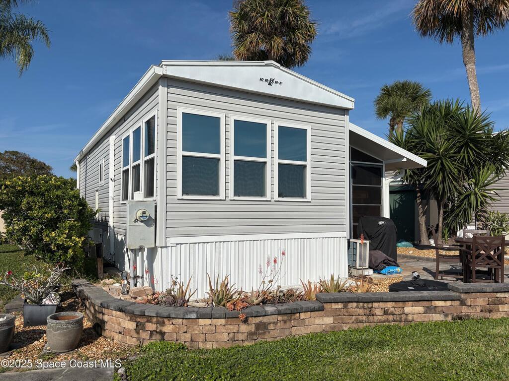 847 Pier Lane, Melbourne Beach, FL 32951