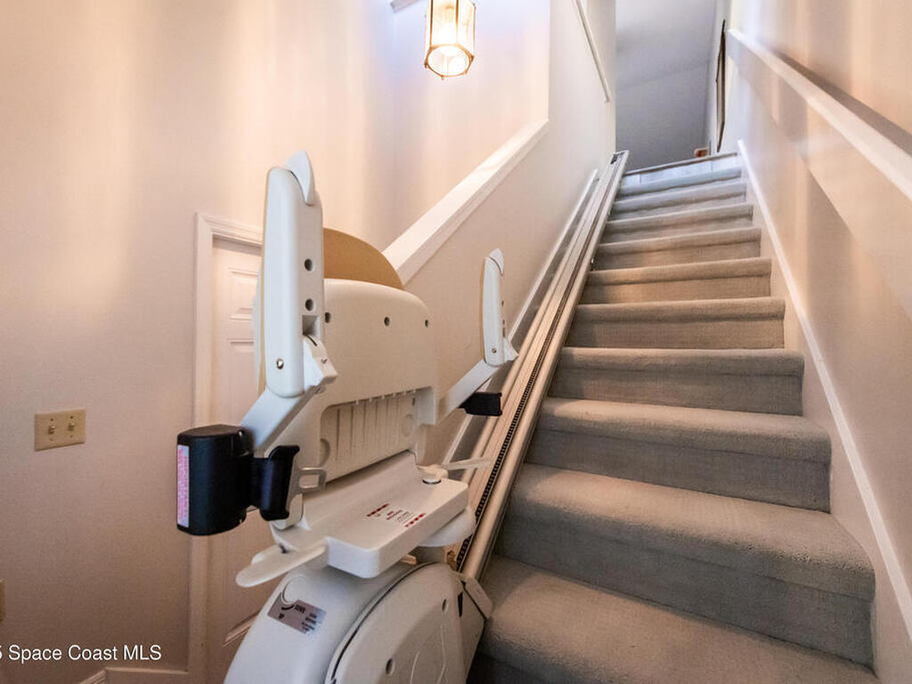 1087 Country Club Drive, Titusville, FL 32780