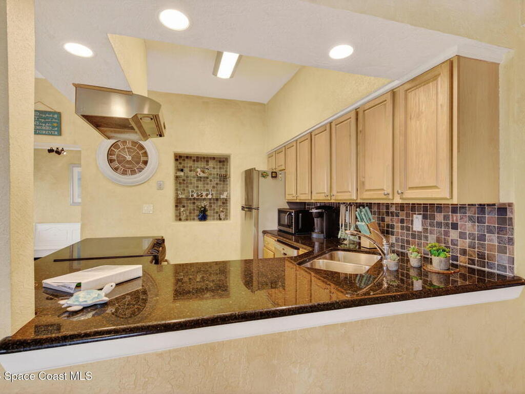 104 Roosevelt Avenue, Cocoa Beach, FL 32931