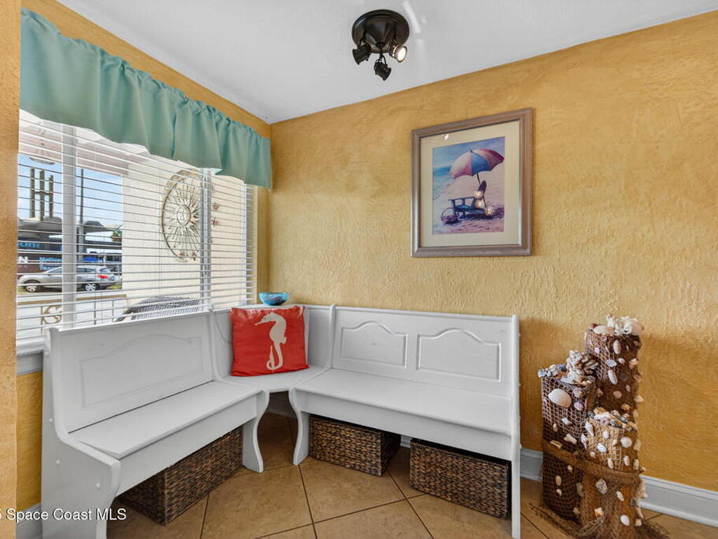 104 Roosevelt Avenue, Cocoa Beach, FL 32931