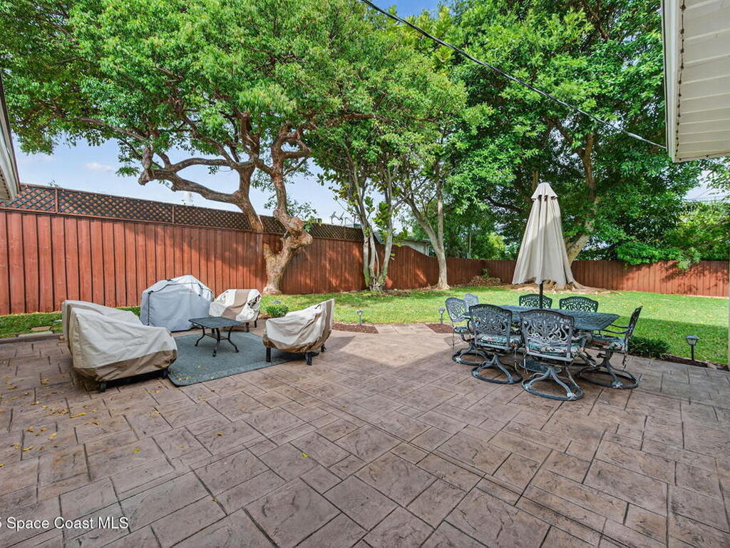 104 Roosevelt Avenue, Cocoa Beach, FL 32931