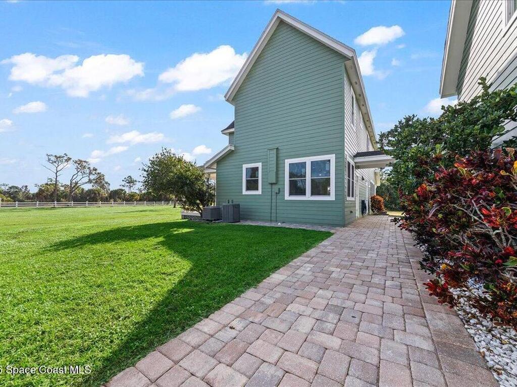 3190 Leghorn Road, Malabar, FL 32950