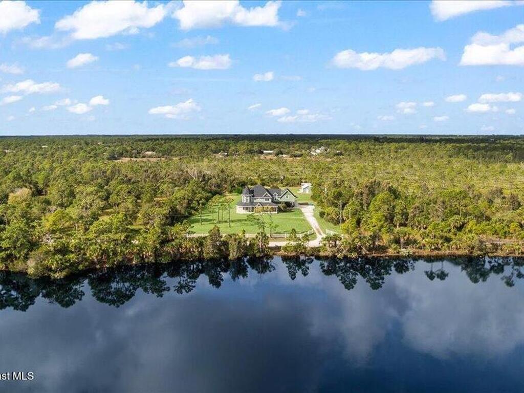 3190 Leghorn Road, Malabar, FL 32950